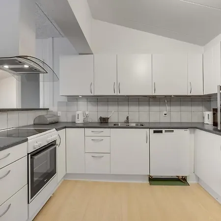 Amazing In Henne With Wifi And 1 Bedrooms *