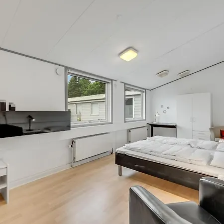 Amazing In Henne With Wifi And 1 Bedrooms * Henne Strand