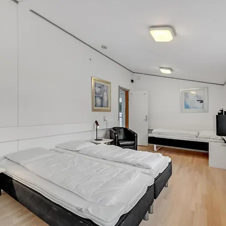 Amazing In Henne With Wifi And 1 Bedrooms Lejlighed